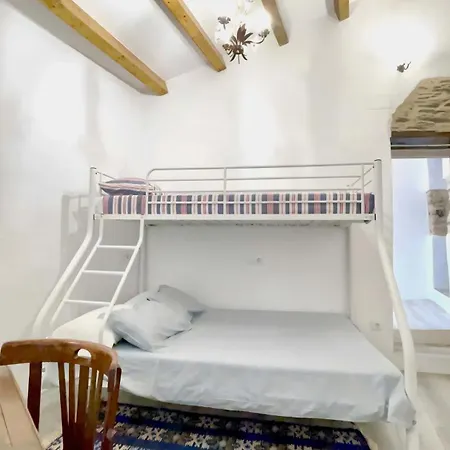 The Cliffs - La Maison Du Puits