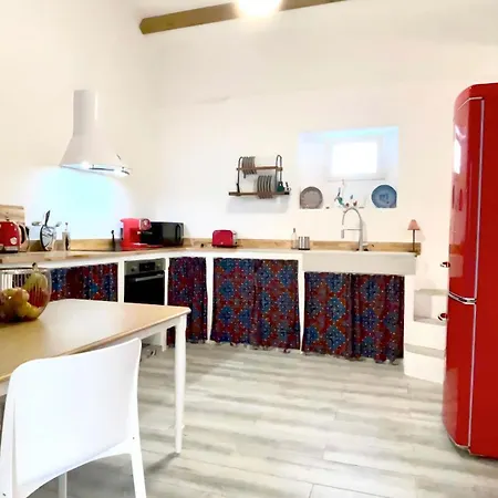 The Cliffs - La Maison Du Puits Holiday home Porto do Barqueiro